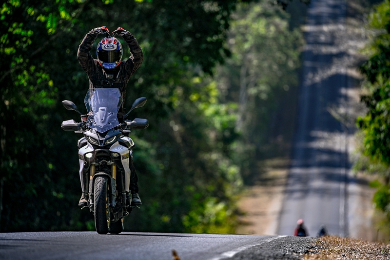 รีวิว Yamaha Tracer 9 GT สปอร์ตทัวร์ริ่งฟีเจอร์สุดล้ำ ขุมพลัง CP3 อัปเ ...