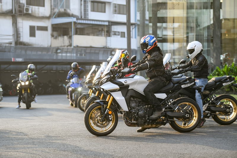 รีวิว Yamaha Tracer 9 GT สปอร์ตทัวร์ริ่งฟีเจอร์สุดล้ำ ขุมพลัง CP3 อัปเ ...