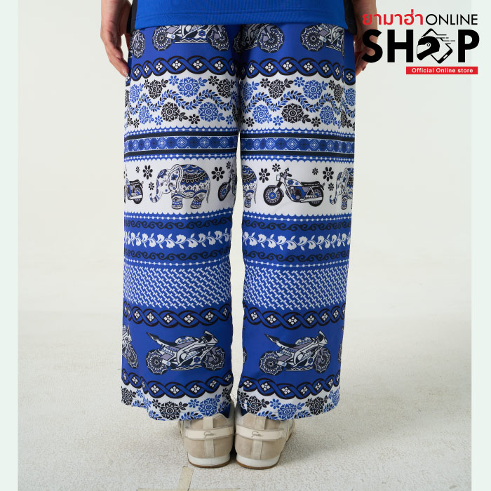 สีน้ำเงิน