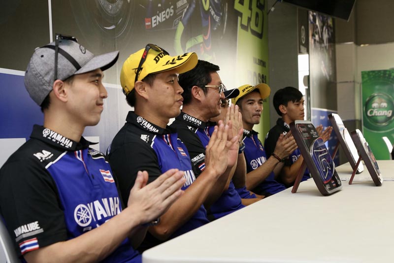 Yamaha Thailand Racing Team  (6)