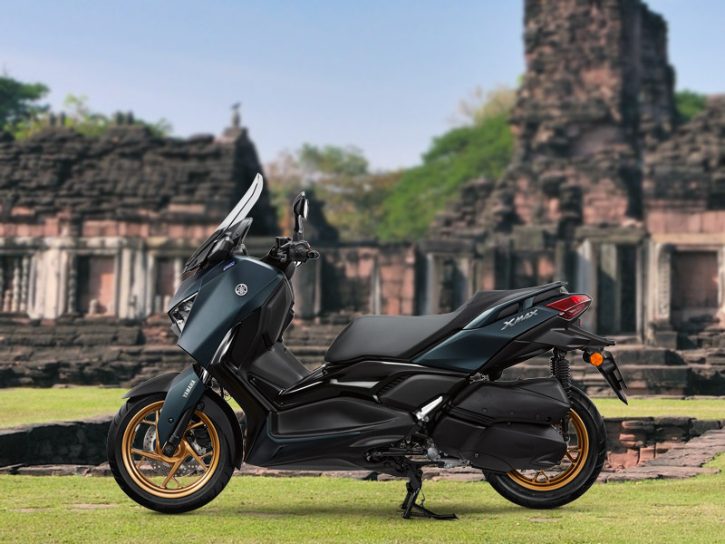 3-Stone-Castles-with-Yamaha-XMAX-Connected_4