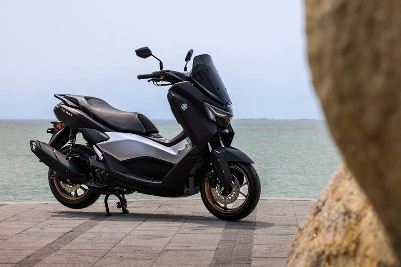 Review Yamaha NMAX TECH MAX 2025 (19)