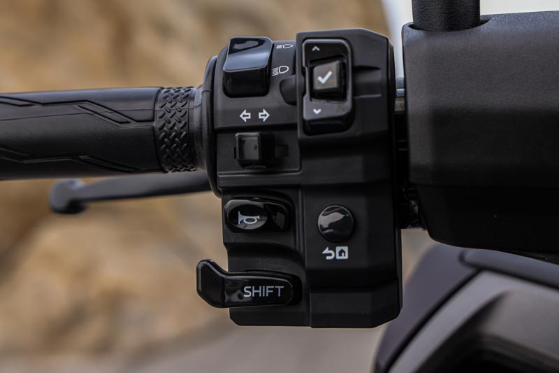 Review Yamaha NMAX TECH MAX 2025 (63)