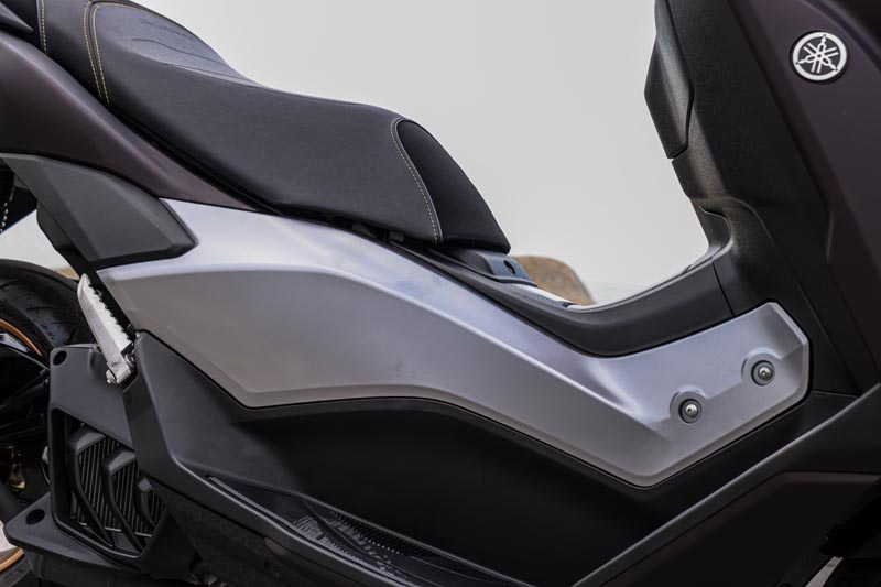 Review Yamaha NMAX TECH MAX 2025 (70)