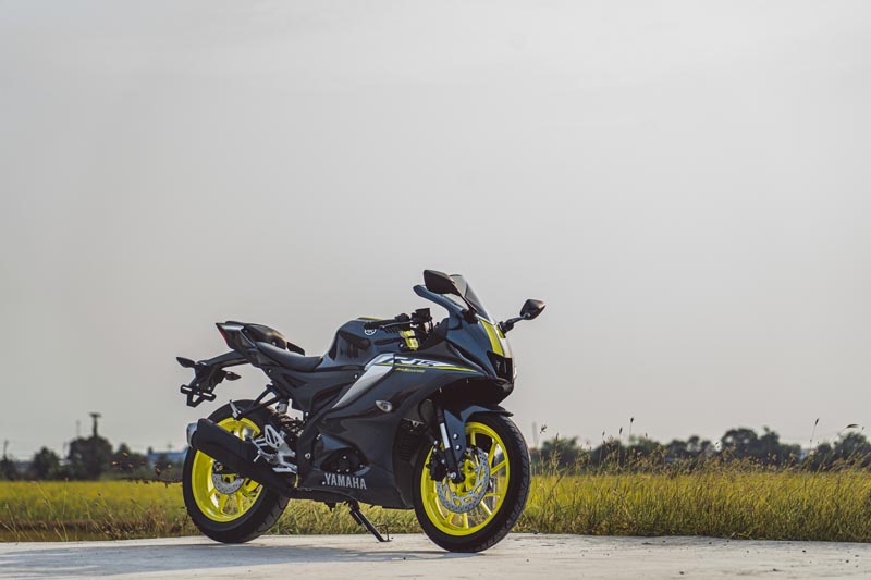 Review_New_Yamaha_R15_Connected2023_by_Autospinn (5)