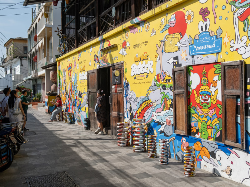 Riding-a-Yamaha-Fazzio-around-Bangkok_4 Riding-a-Yamaha-Fazzio-around-Bangkok_4