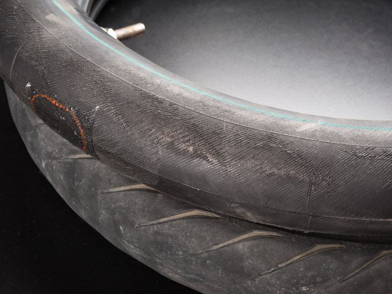 What-is-the-difference-between-a-motorcycle-with-an-inner-tube-and-one-without_2