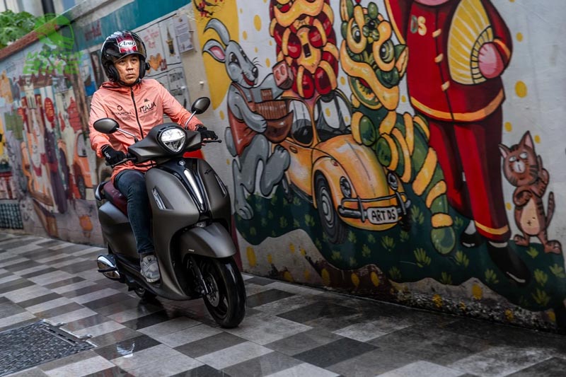 Yamaha-Grand-Filano-Hybrid-Connected_Talad-Noi-Check-in (3)