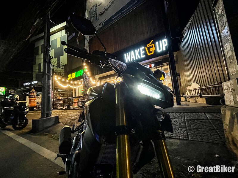 yamaha_mt15_night-coffee-chiangmai_greatbiker_003