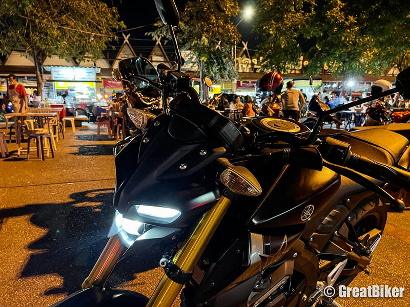 yamaha_mt15_night-food-chiangmai_greatbiker_002