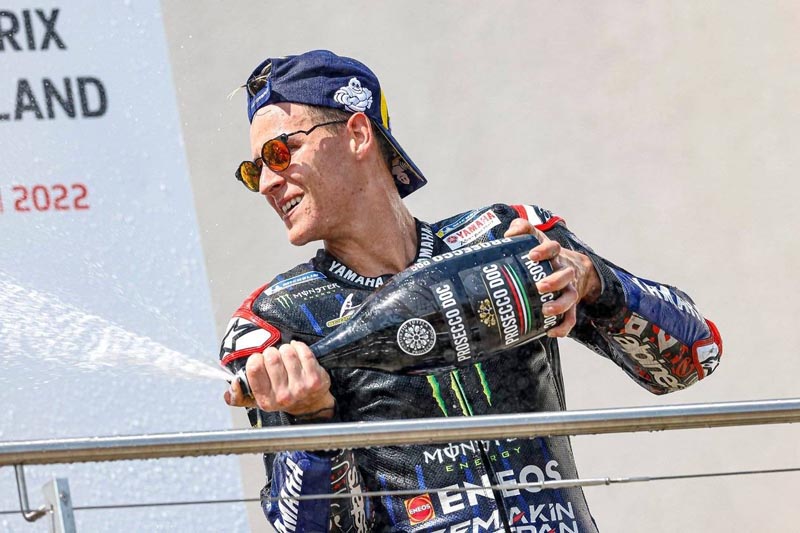 yamaha-motogp-race-10 (1)