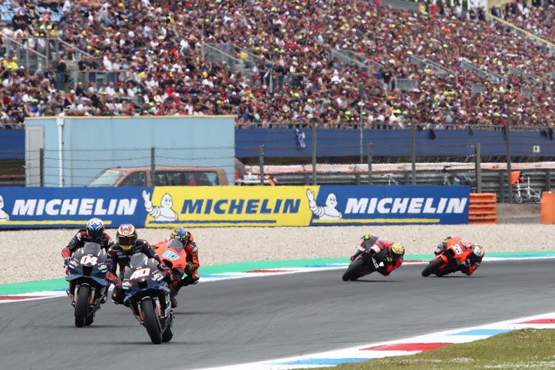 yamaha-motoGP-race-11-2- (13)