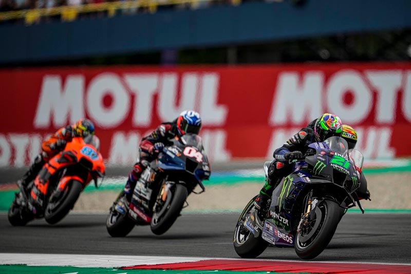 yamaha-motoGP-race-11-2- (8)