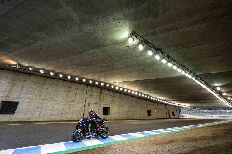 Yamaha-MotoGP-Race16-Practice (4)