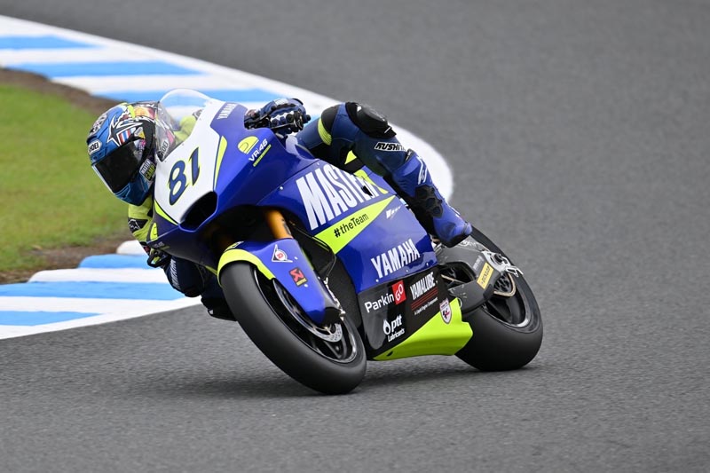 Yamaha-MotoGP-Race16-Practice (9)