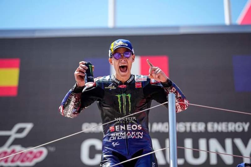 yamaha-motoGP-racr-9 (1)