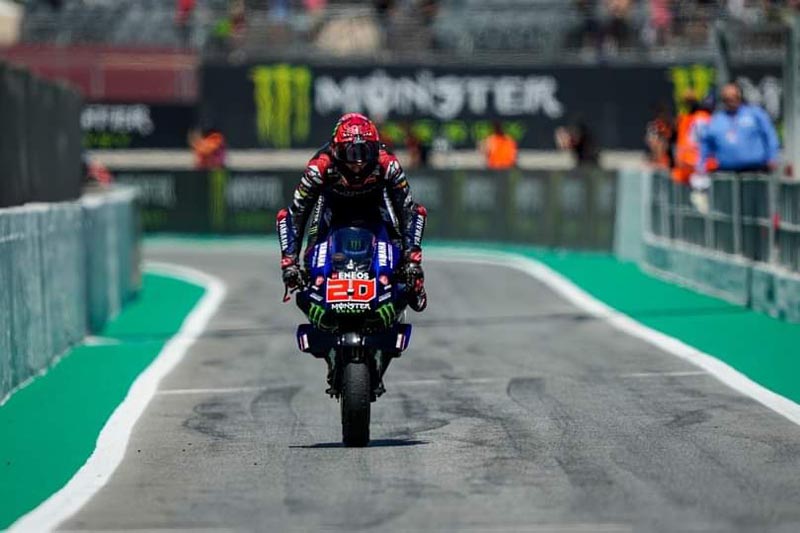 yamaha-motoGP-racr-9 (11)