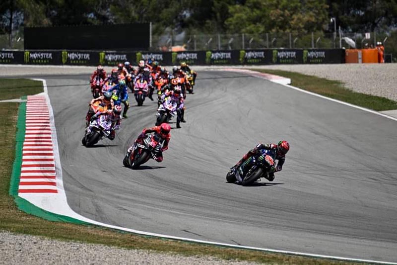 yamaha-motoGP-racr-9 (6)