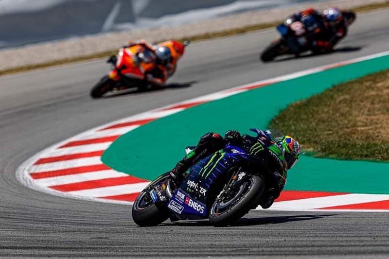 yamaha-motoGP-racr-9 (8)