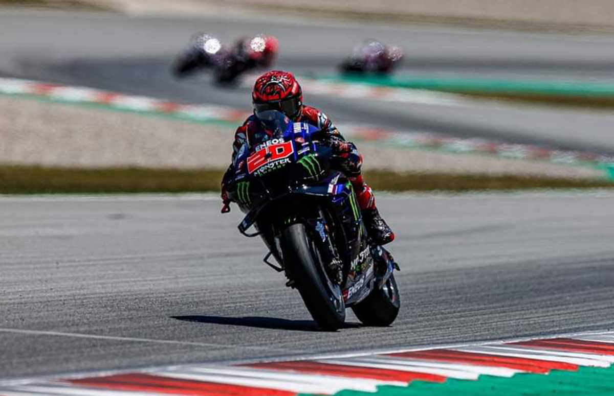 yamaha-motoGP-racr-9-1200x775