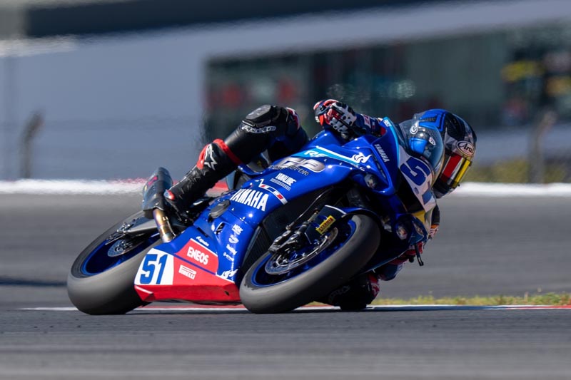 yamaha-x-WorldSBK2023-tee_r11_ (1)