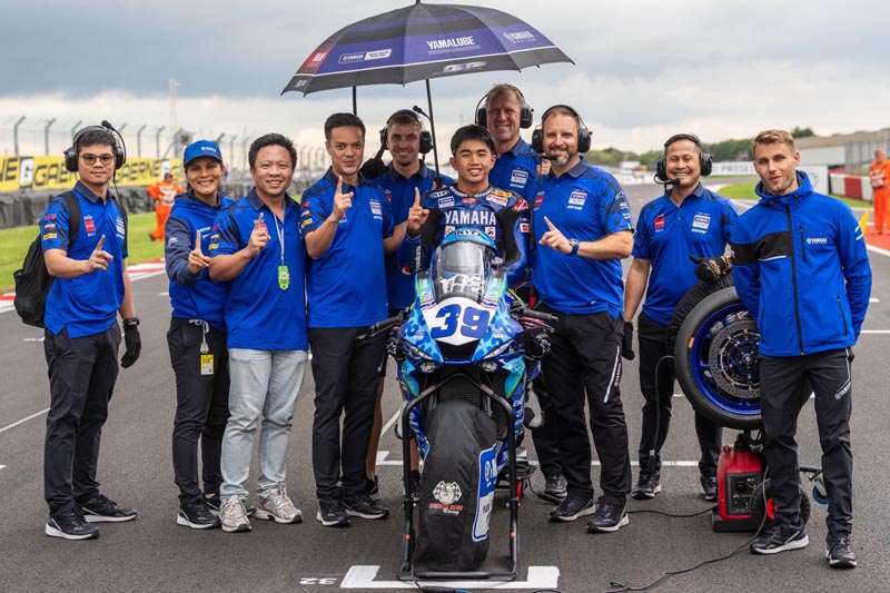 Yamaha Thailand Racing Team x Tee-Idea Tle R2 (8)