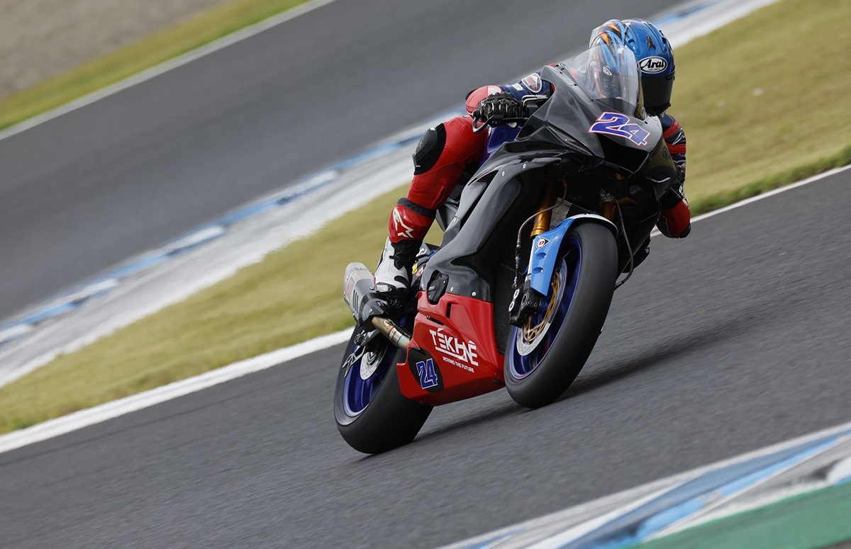 Yamaha-x-Asia-Road-Racing-T4-Practice-1-1200x775