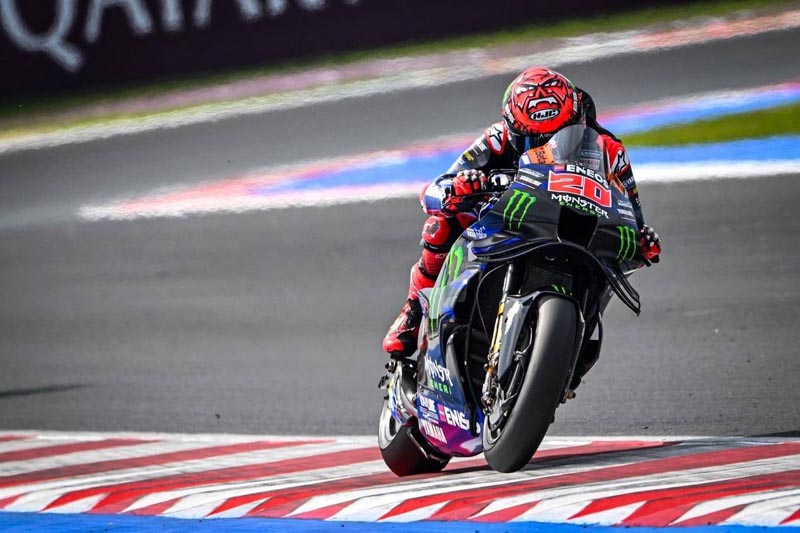 Yamaha x MotoGP Qualify T15 (1)