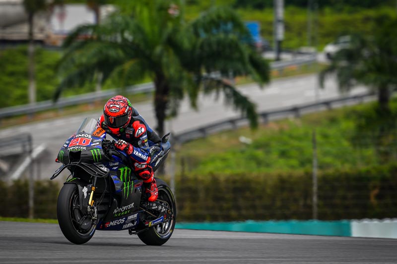 Yamaha x MotoGP Qualify T19 (1)