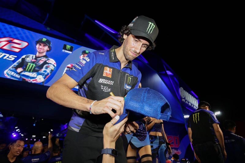 Yamaha-x-MotoGP-ThaiGP-Meet-Greet (3)