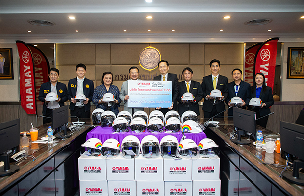 Yamaha-x-Small-helmets-2024-620x400