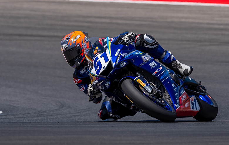 Yamaha-x-worldSBK-T7-Pre-Race-780x495