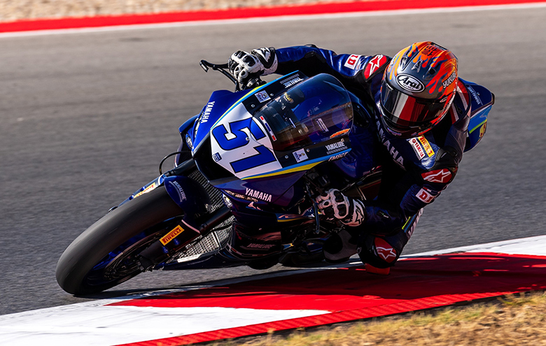 Yamaha-x-worldSBK-T7-Race-1-780x495