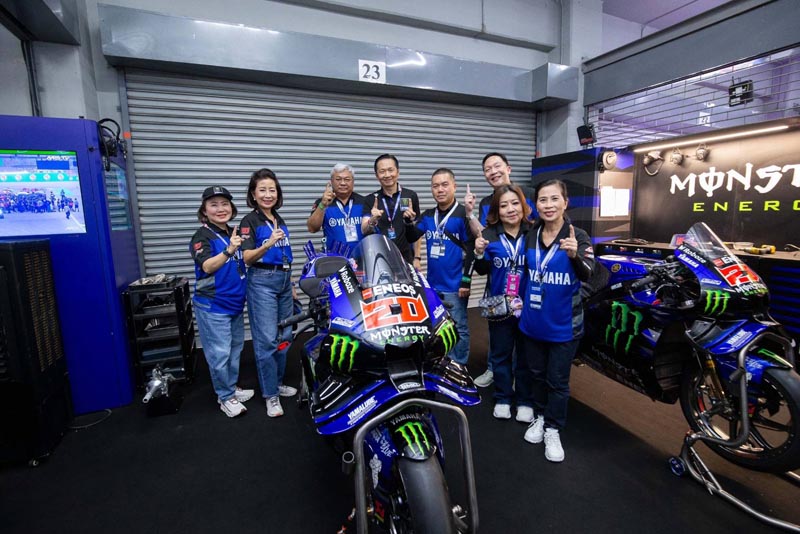 Monster Energy Yamaha MotoGP Team  (10)