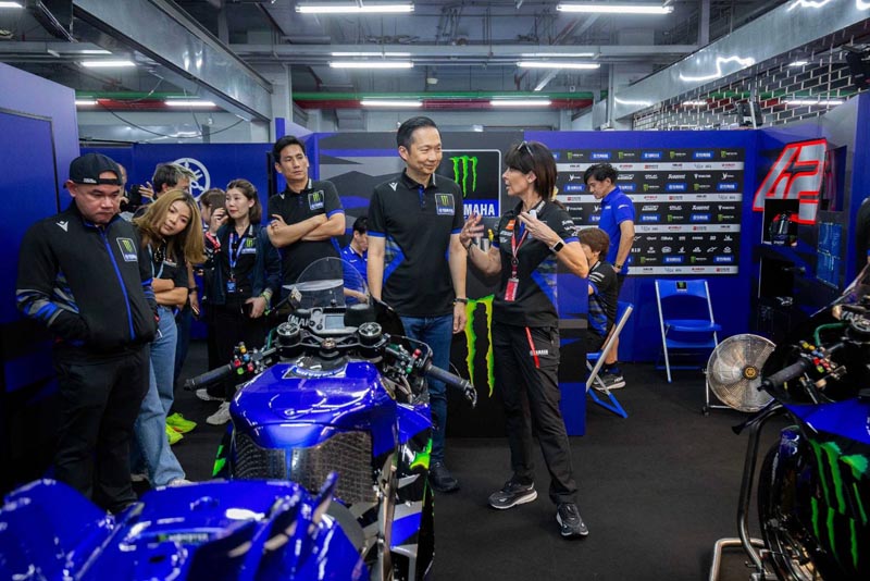 Monster Energy Yamaha MotoGP Team  (17)