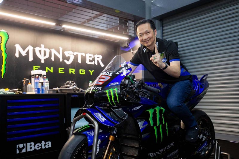 Monster Energy Yamaha MotoGP Team  (2)