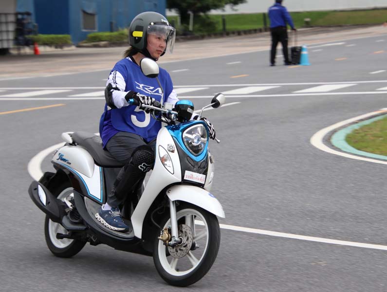 yamaha-how-to-ride-training-2025 (13)
