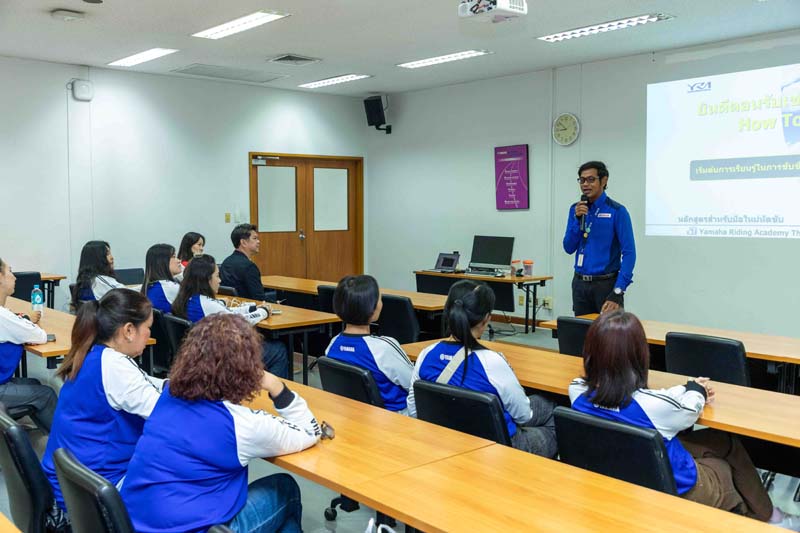 yamaha-how-to-ride-training-2025 (5)