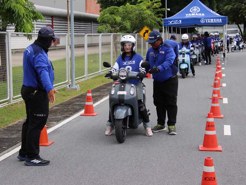 yamaha-how-to-ride-training-2025 (9)