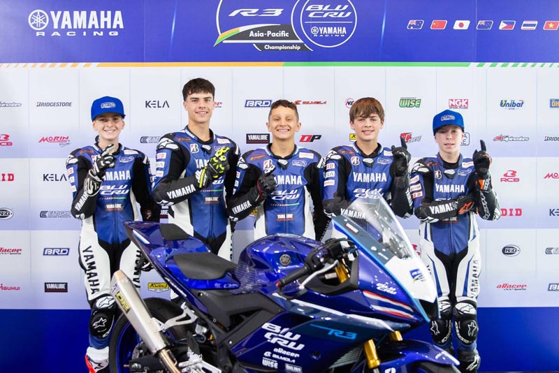 YAMAHA R3 BLU CRU Asia-Pacific 2025 (18)