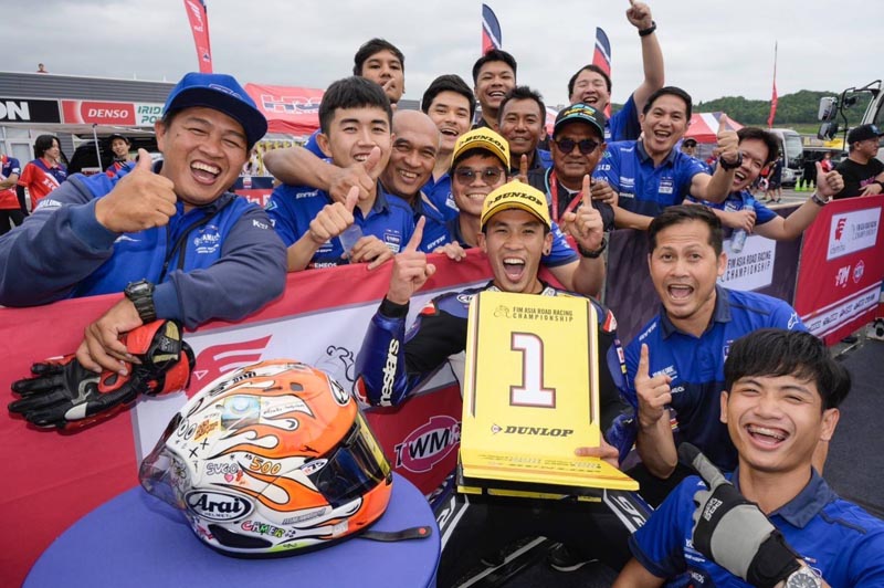 YAMAHA RACING CONNER HALL of FAME (10)