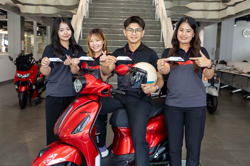 yamaha-safe-riding-reflective-sticker-2026 (2)