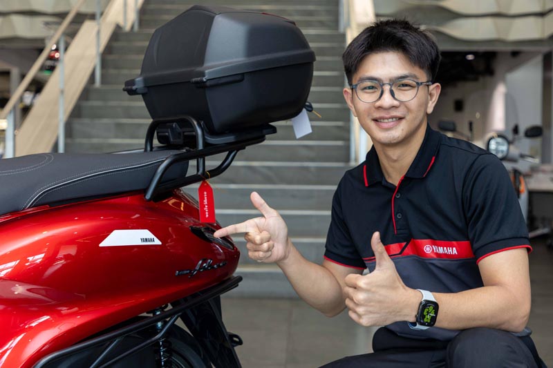 yamaha-safe-riding-reflective-sticker-2026 (3)