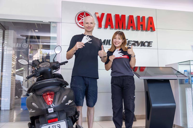 yamaha-safe-riding-reflective-sticker-2026 (5)