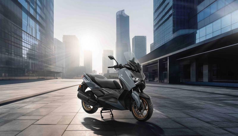 Yamaha-XMAX-2025 (18)