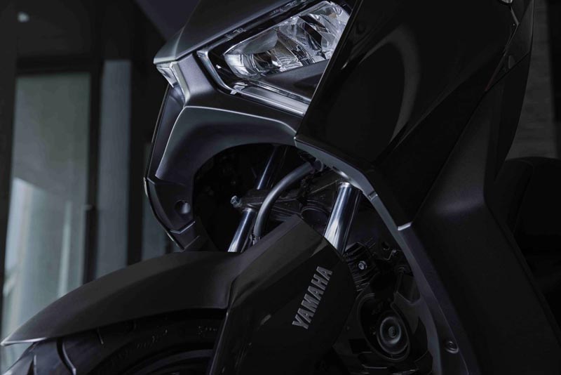 Yamaha-XMAX-2025 (7)