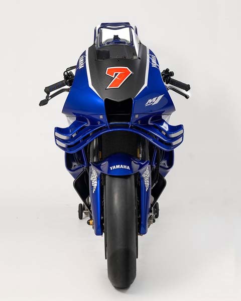 Yamaha YZR-M1 2025 (1)