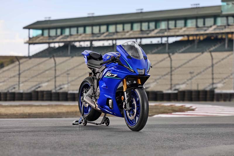 new-yamaha-yzf-r7-2026 (10)