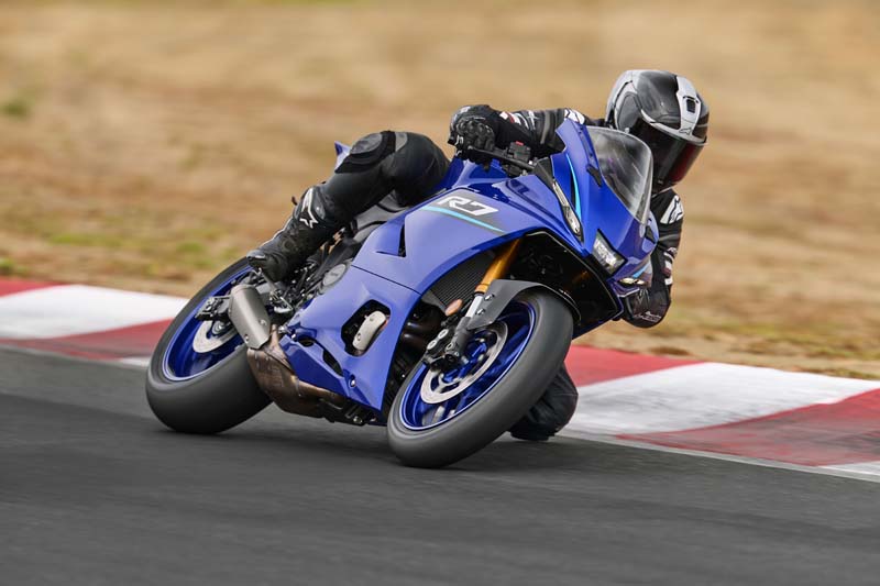 new-yamaha-yzf-r7-2026 (13)