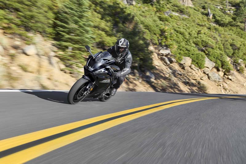 new-yamaha-yzf-r7-2026 (14)